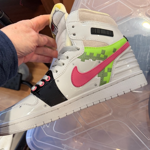 NWOT Nike Bull Airs "Shoe Boy" Sneakers Size 10 - Picture 2 of 11